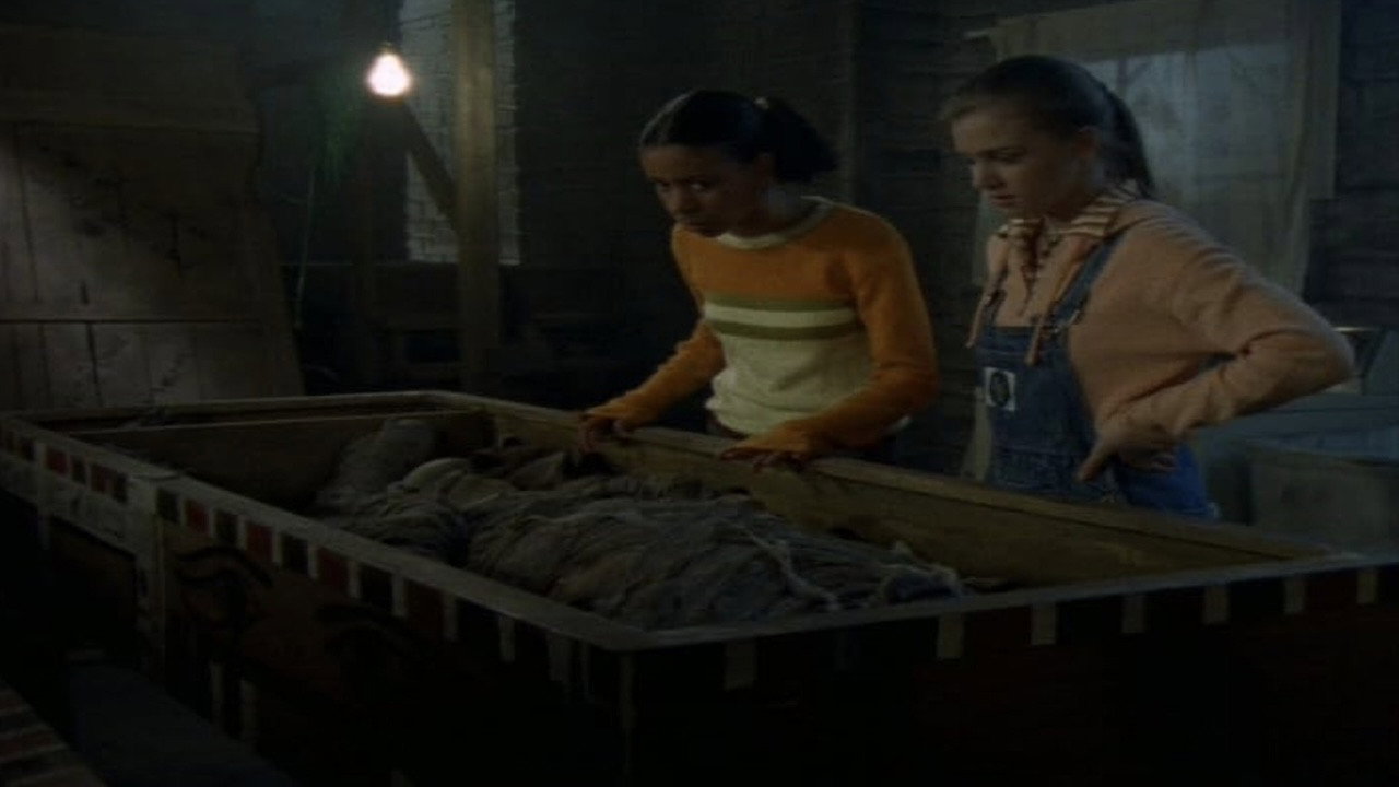 Goosebumps: Don't Wake Mummy movie backdrop