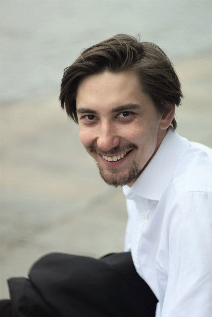 et billede af Nikolai Likhanov