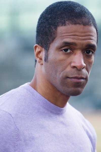 et billede af Christopher Harvey