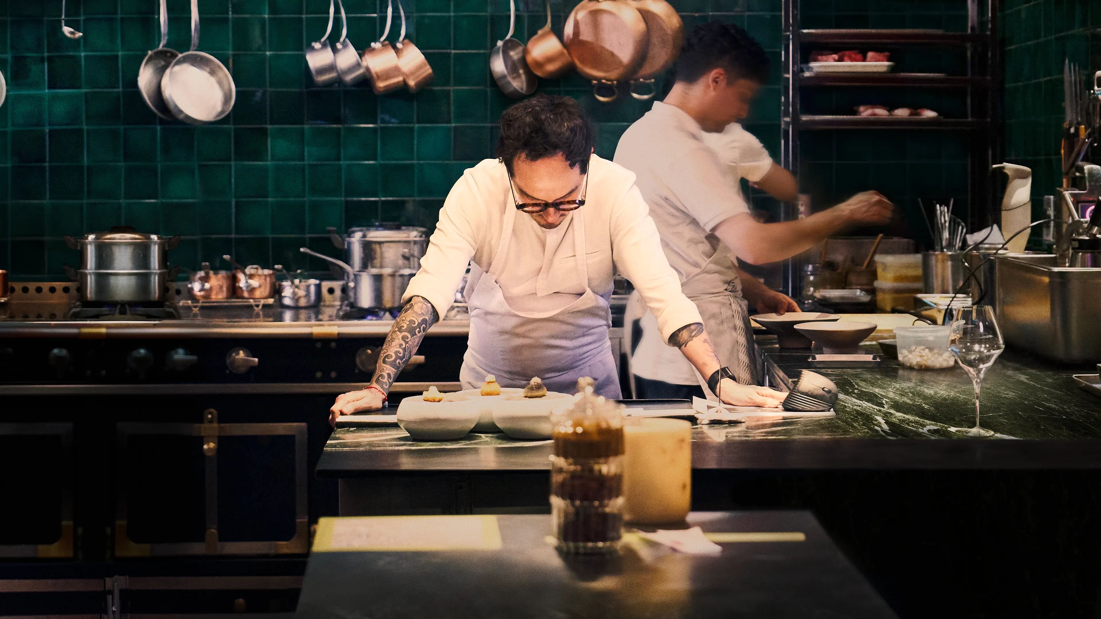 Knife Edge: Chasing Michelin Stars