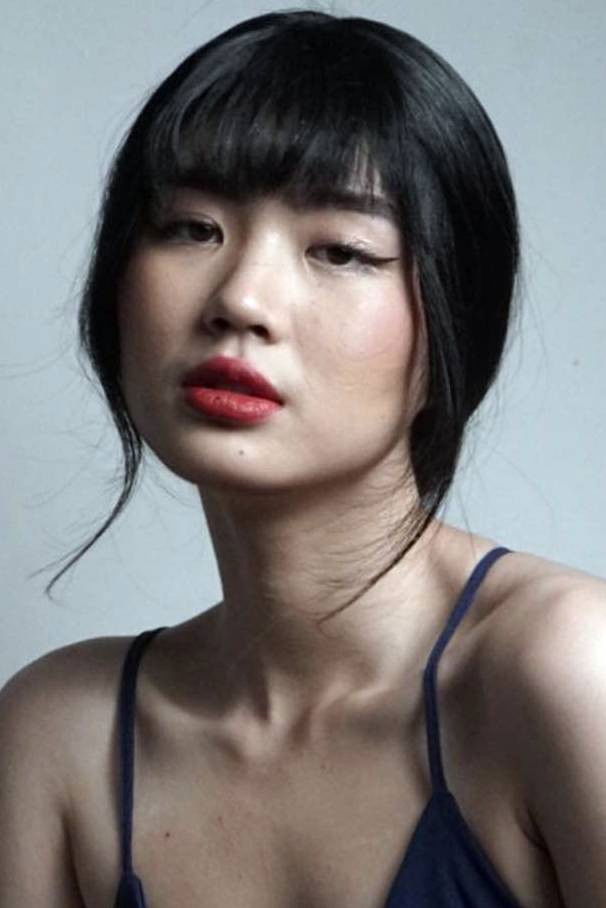 et billede af Azi Acosta