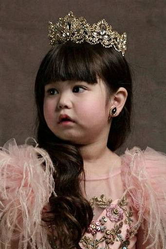 et billede af Queenzy Calma