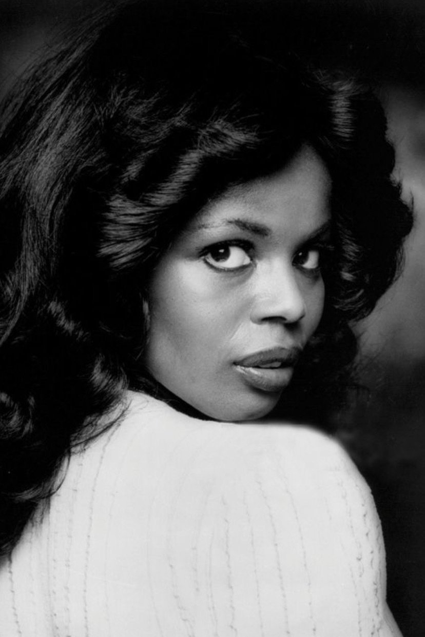 et billede af Azizi Johari