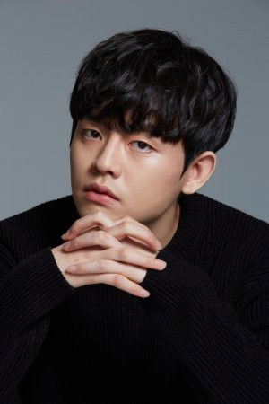 et billede af Lee Hyun-bae