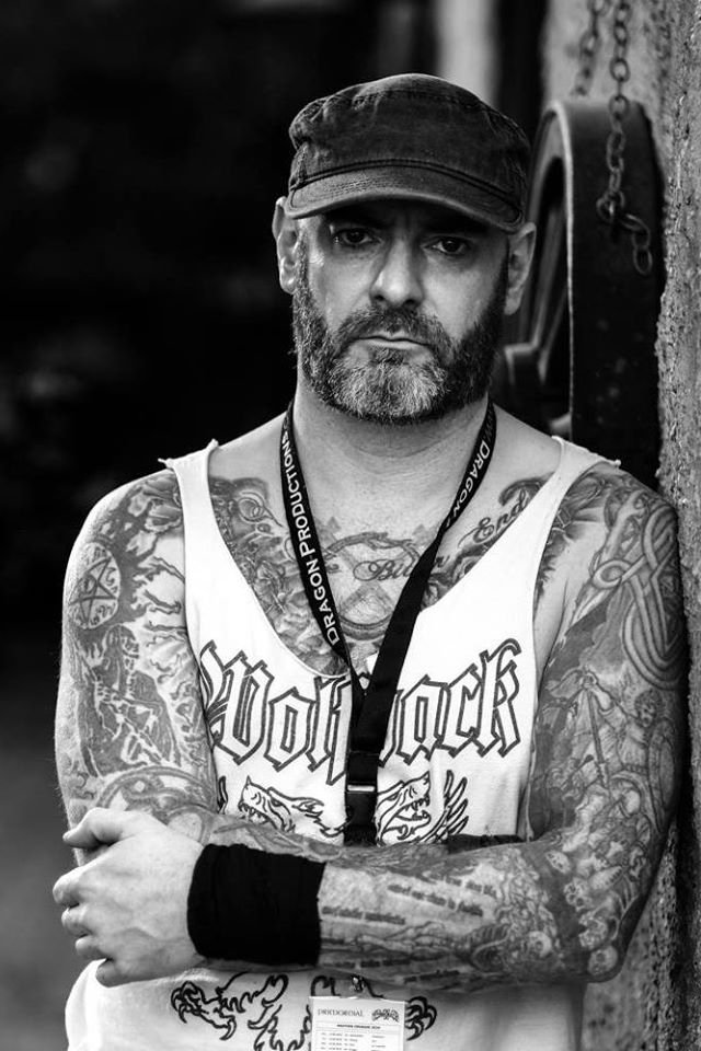 et billede af Alan Averill