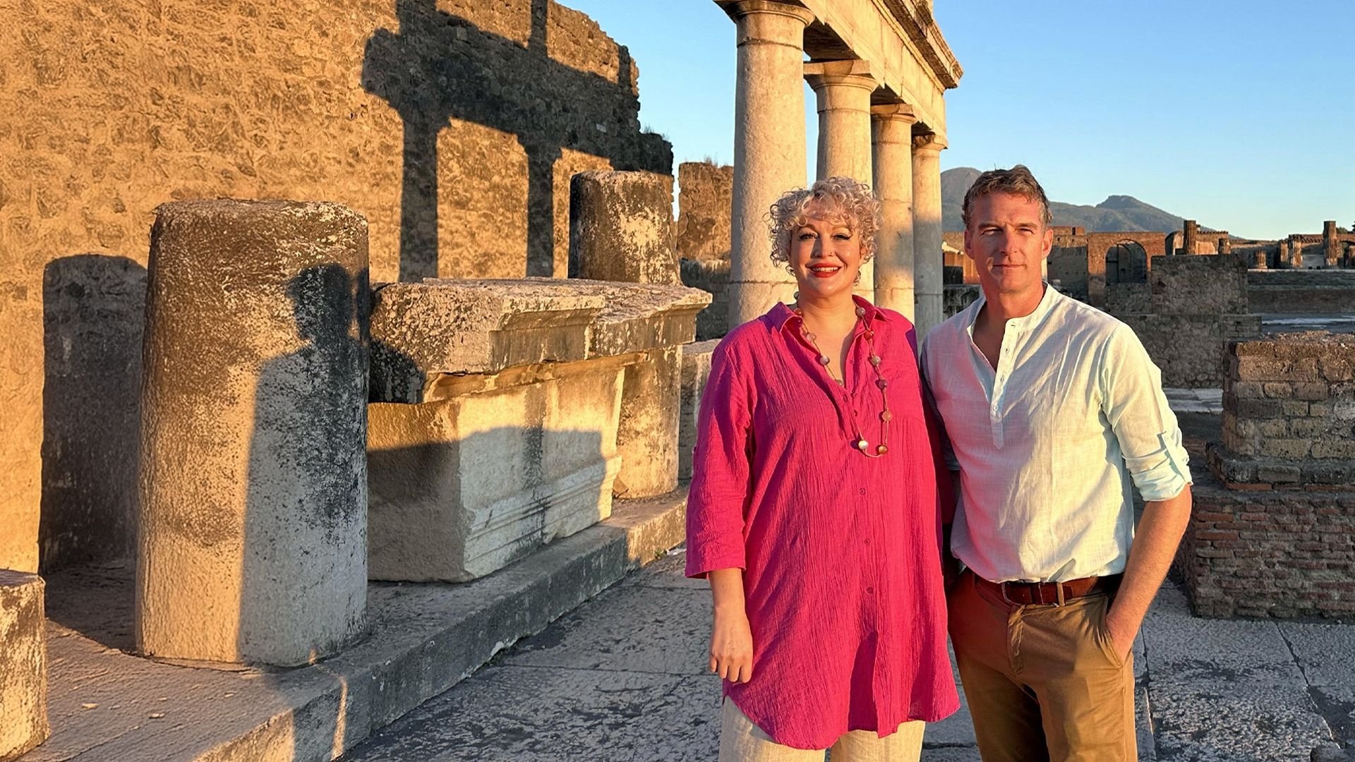 Pompeii: Life in the City with Dan Snow S1E1 backdrop