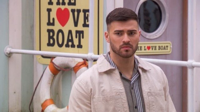 Hollyoaks 28x90