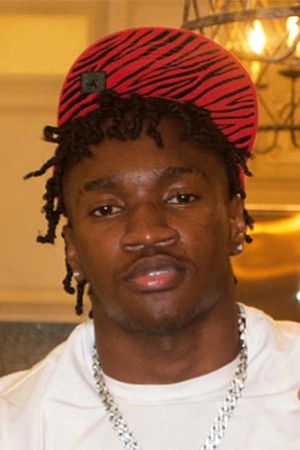 et billede af Alex Holley