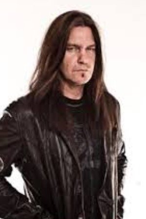 et billede af Shawn Drover