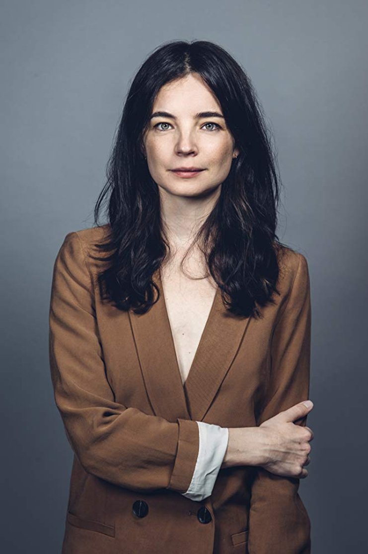 Louise Peterhoff Louise Peterhoff