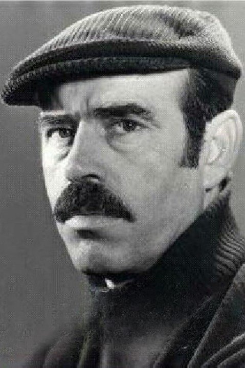 et billede af Rafael Hernández