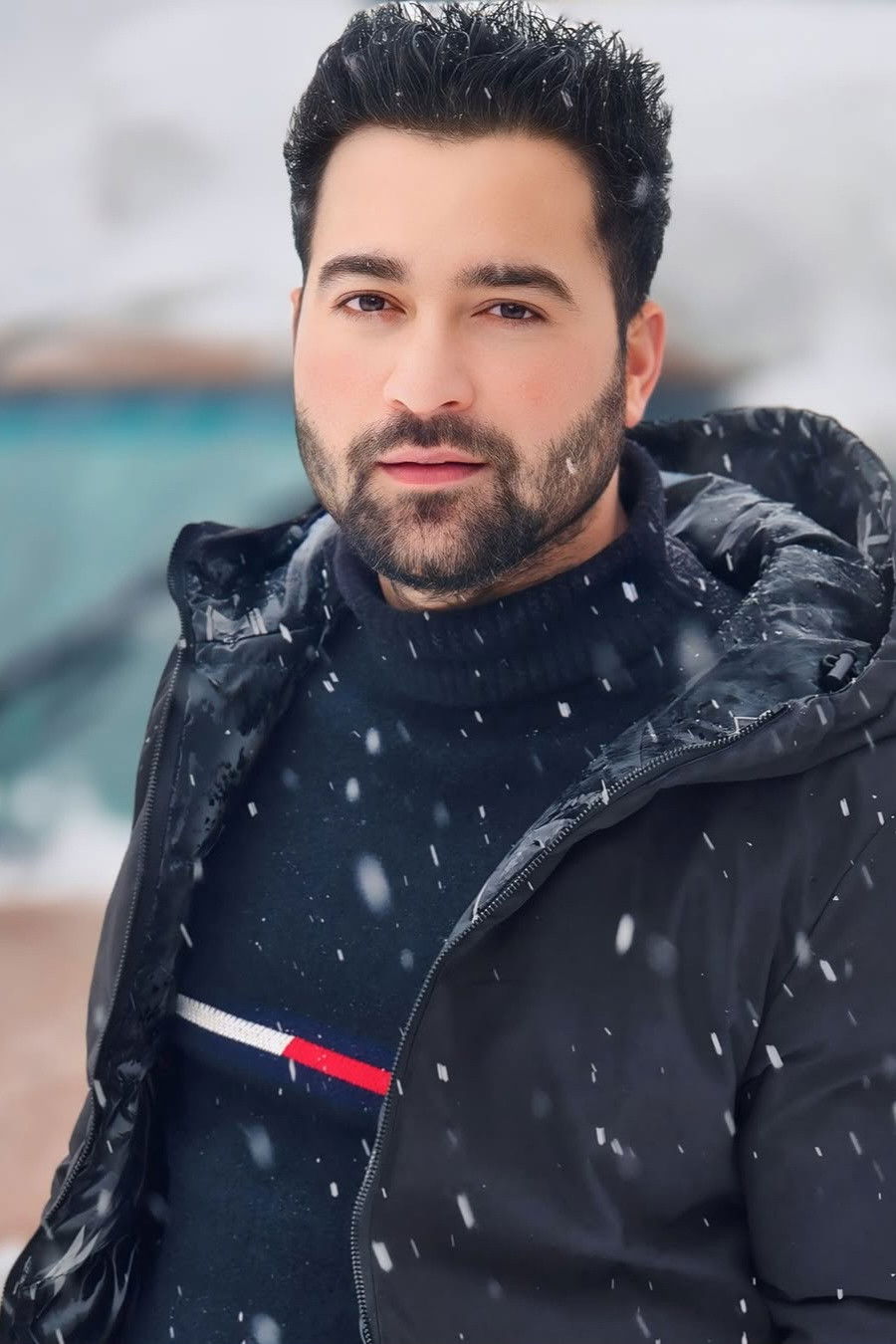 et billede af Adil Pala