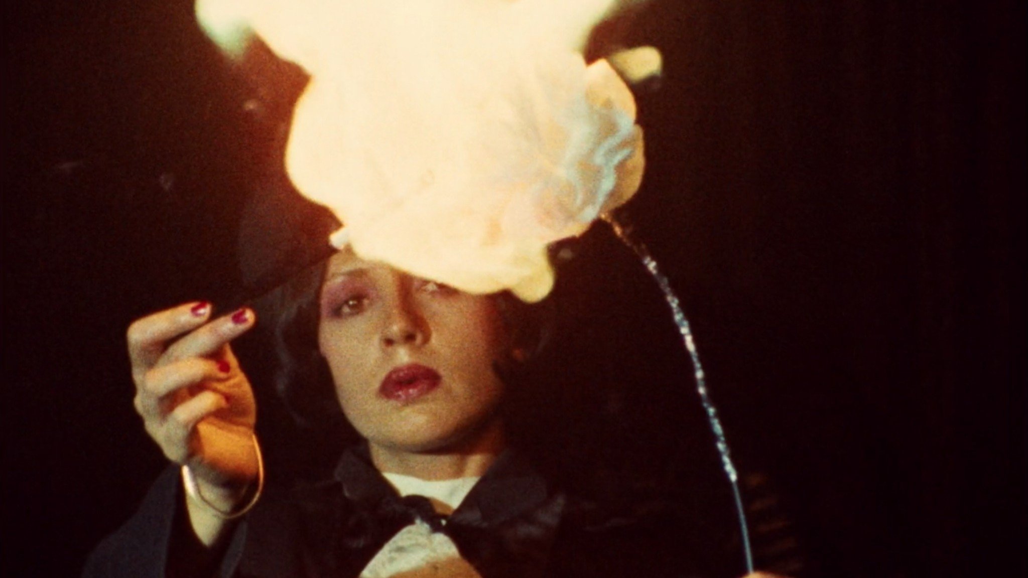 Céline and Julie Go Boating