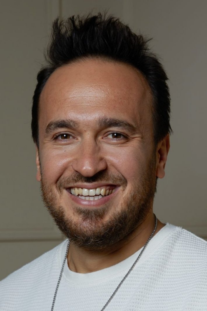 et billede af Doğan Akdoğan