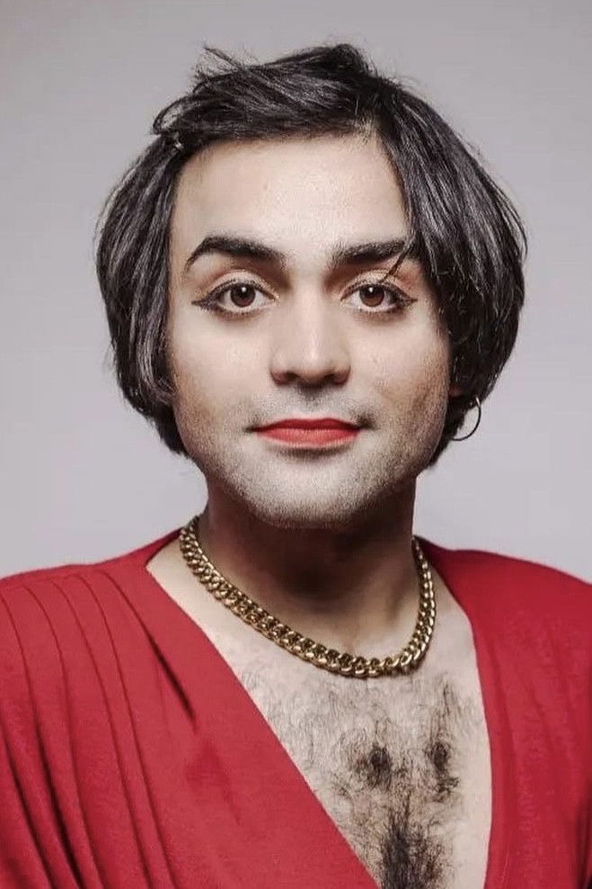 et billede af Amina Maher