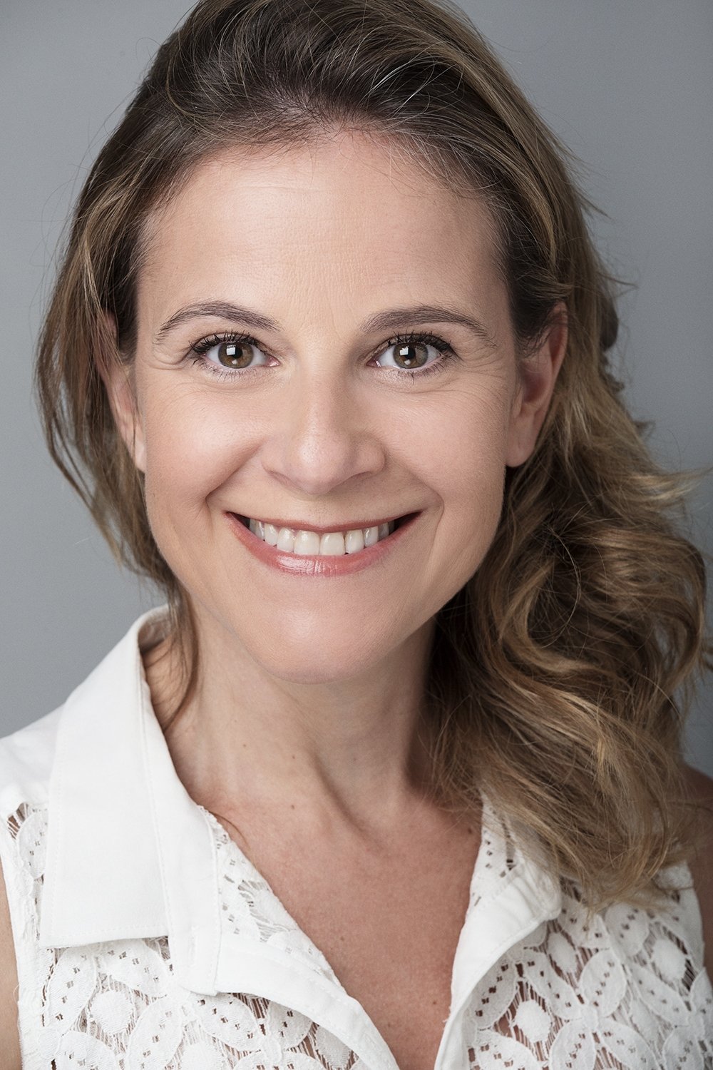 Belén San Román's picture in the cast