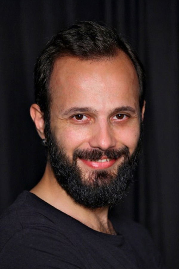 et billede af Eren Özyalçın