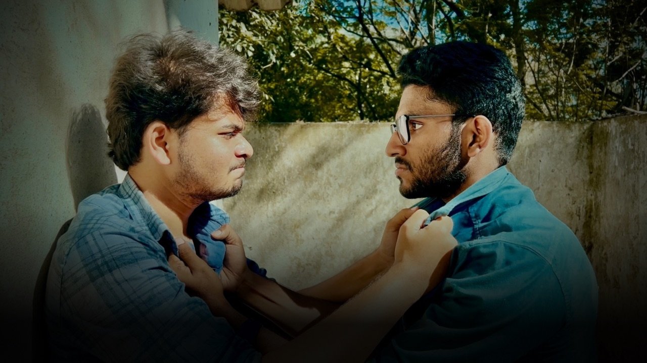 Imagem do Filme కురుక్షేత్ర