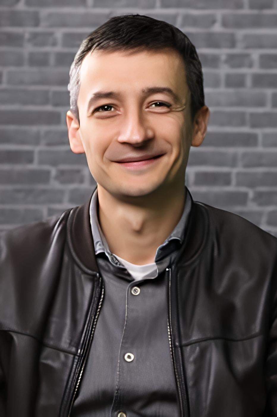 Cristian Ilișuan | Director