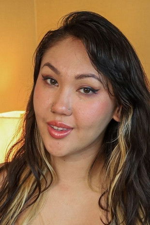 et billede af Tomie Tang