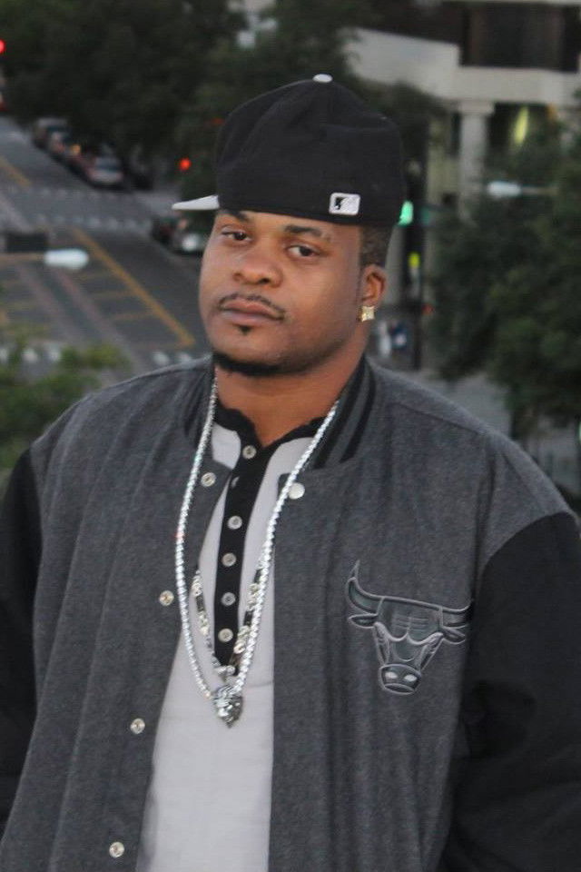 et billede af Brian Lewis