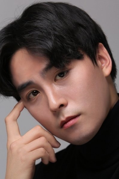 et billede af So Jun-seong