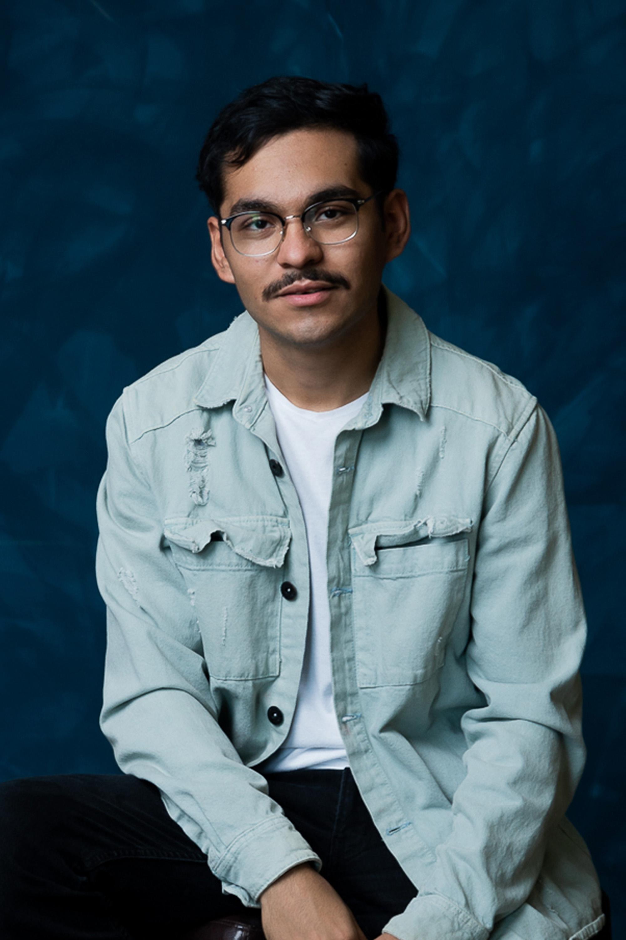 Luis Robledo | Director