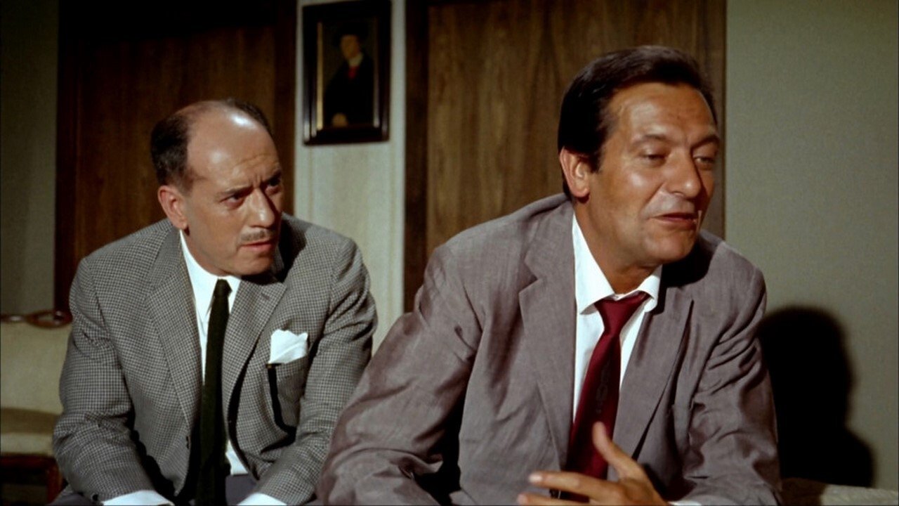 Operación Plus Ultra (1966)