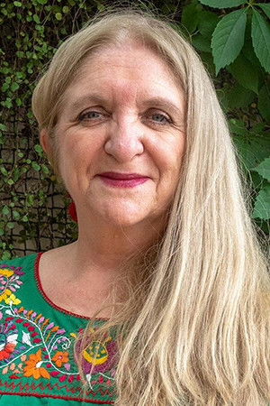 et billede af Paulina Hunt