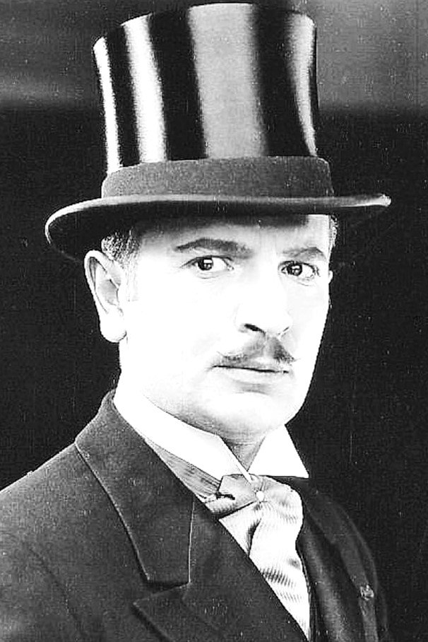 et billede af Max Barwyn