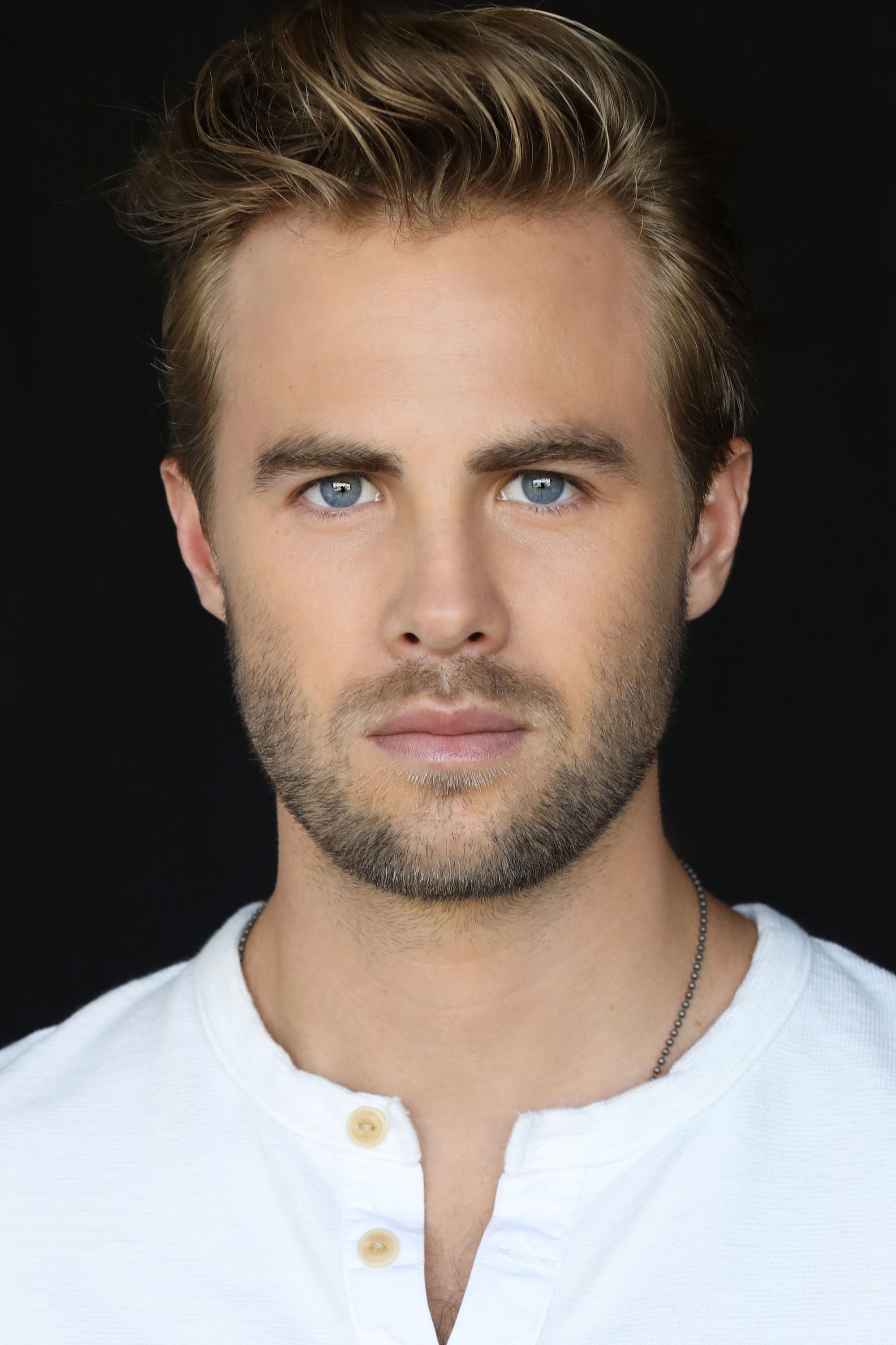 et billede af Christopher Dietrick