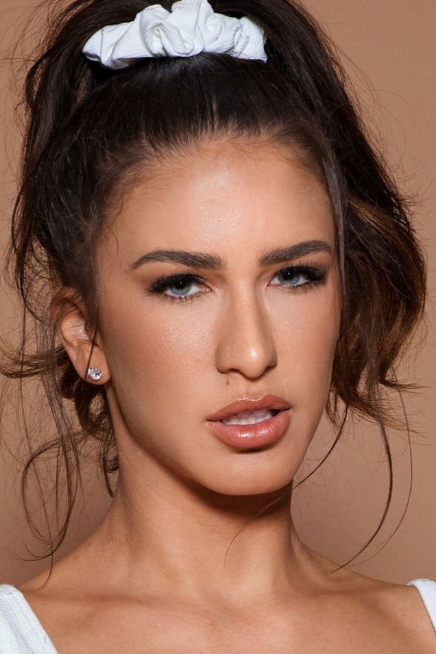 et billede af Lexi Smith