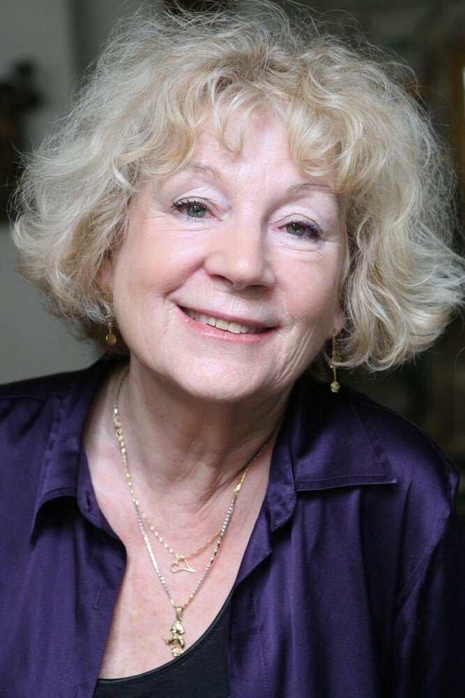 et billede af Dominique MacAvoy