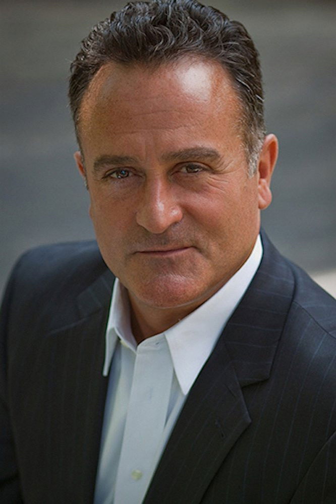 et billede af James Bagnell