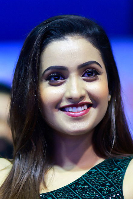 et billede af Deepika Pilli