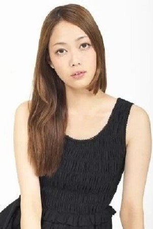 et billede af Suzu Natsume