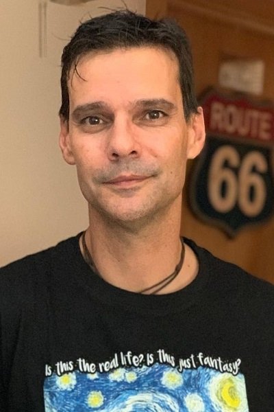 David Robles's picture in the cast