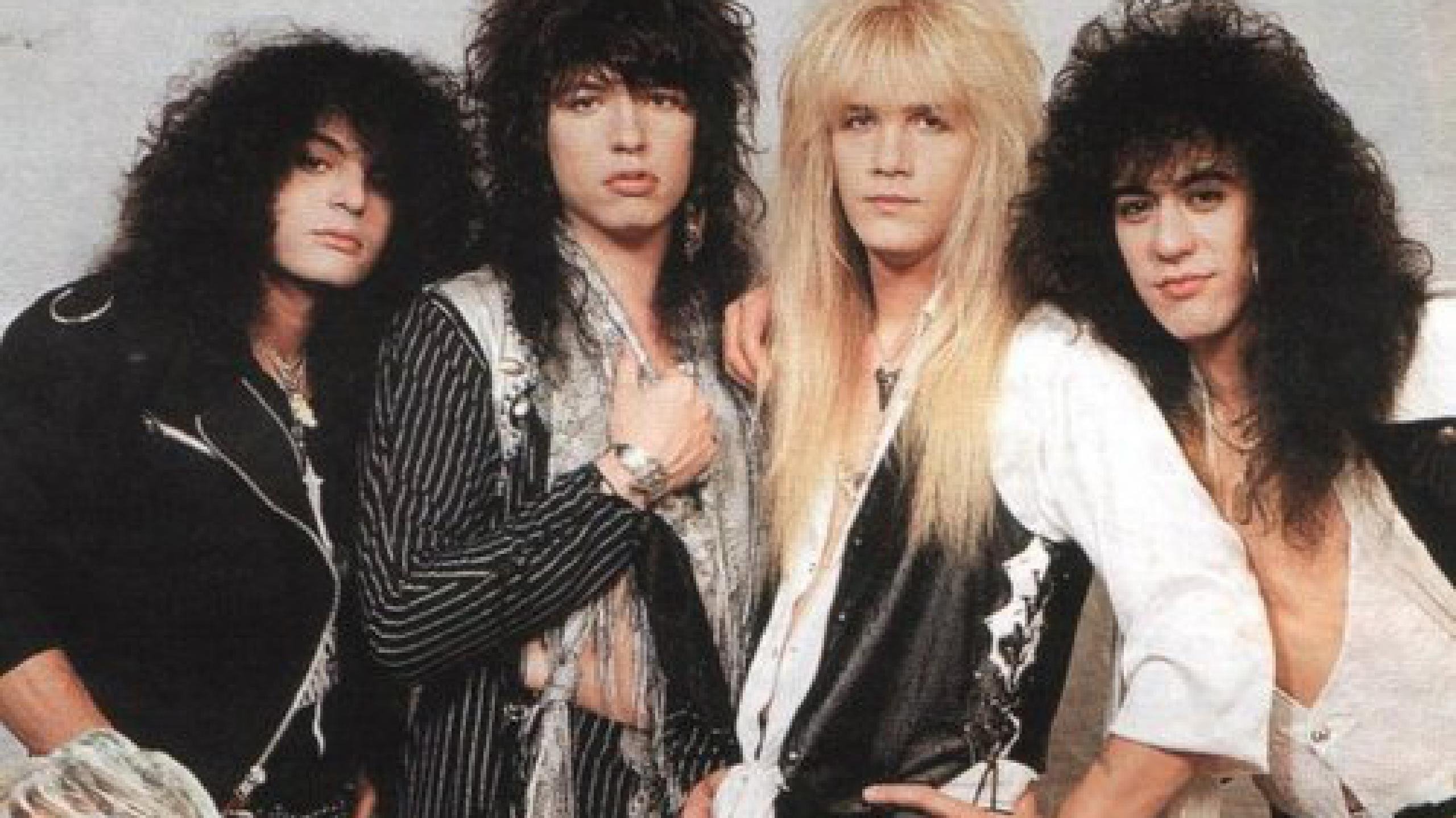 Cinderella: Rocked, Wired & Bluesed: The Greatest Video Hits (2005)