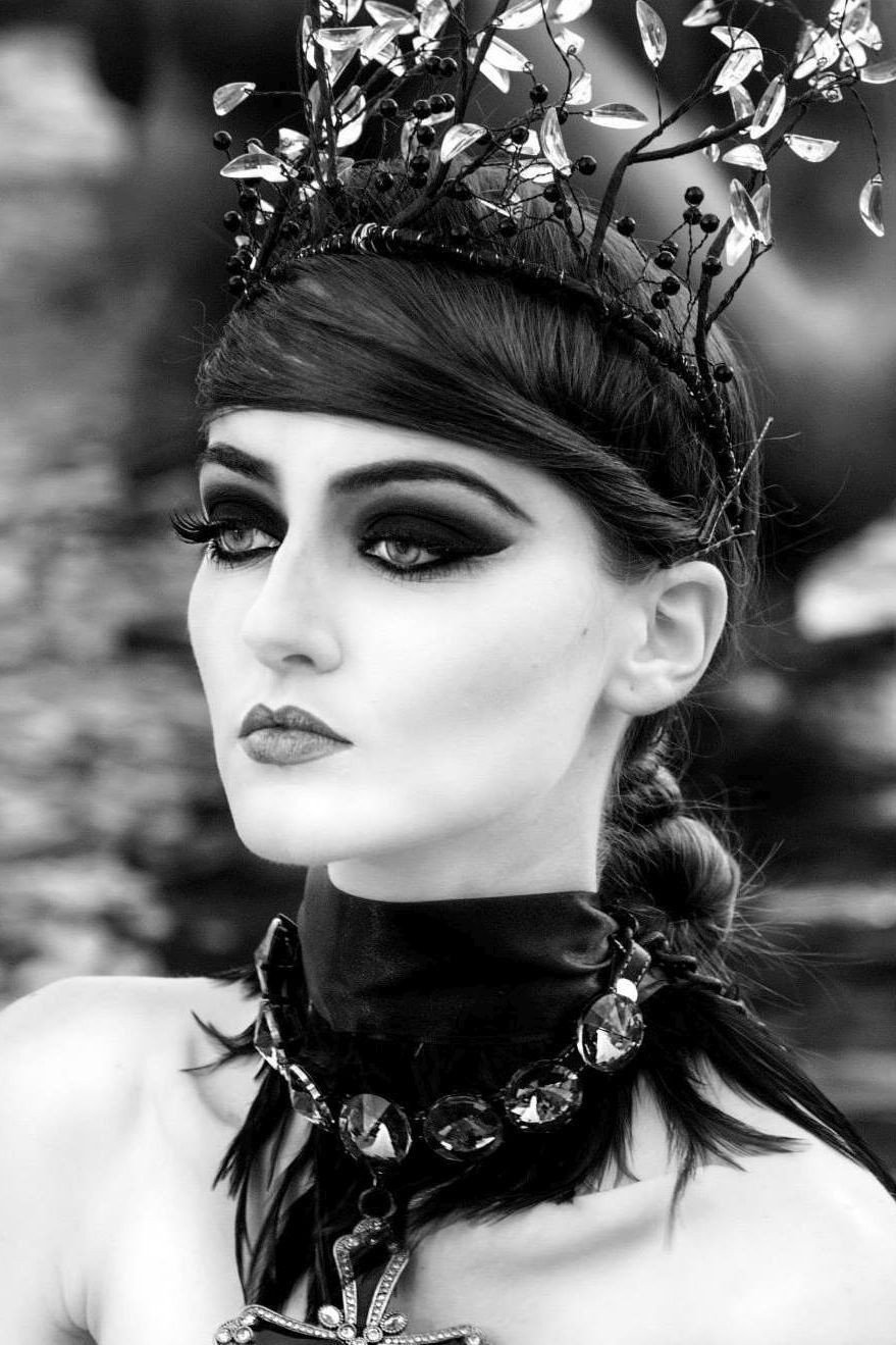 et billede af Mindy Marie Miller