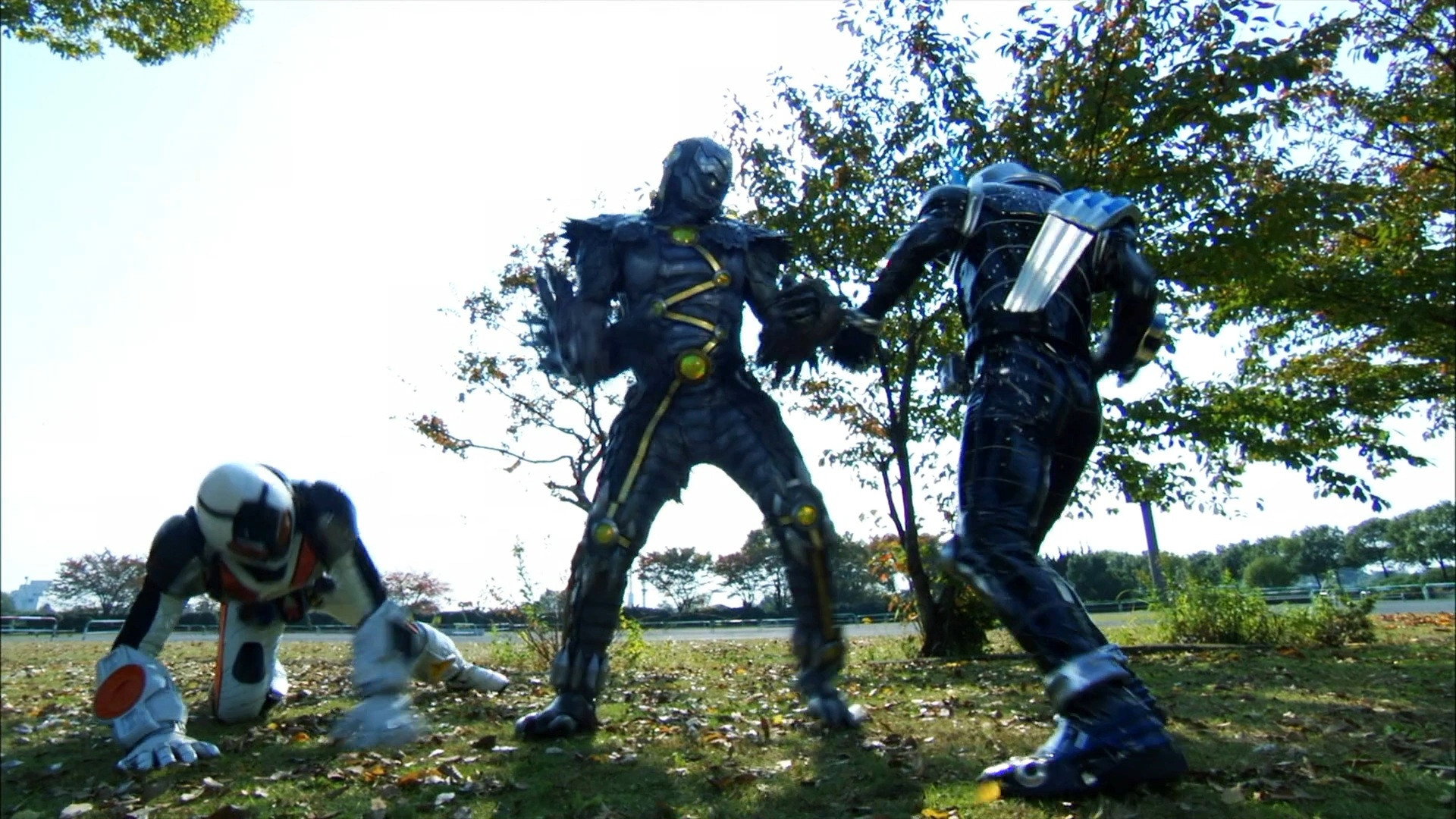 Kamen Rider Season 22 :Episode 19  Steel Dragon, Unmatched