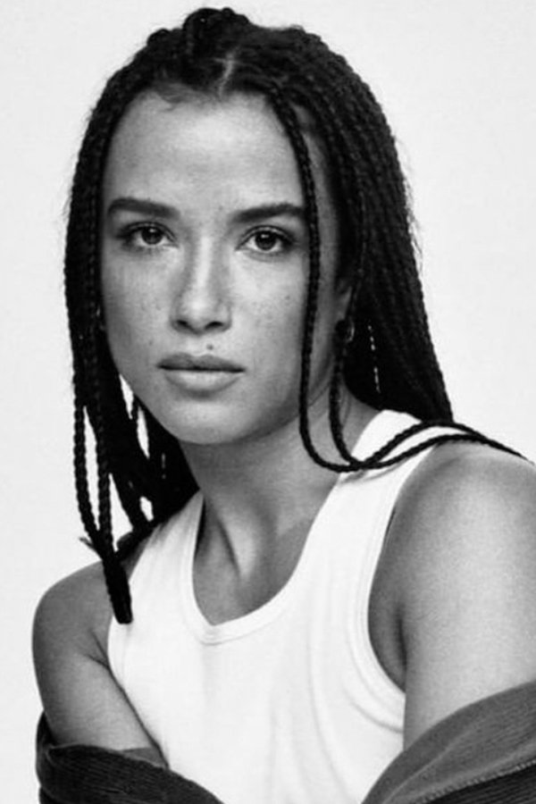 et billede af Taylor Cooper