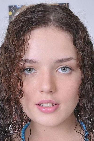 et billede af Angel Dickens