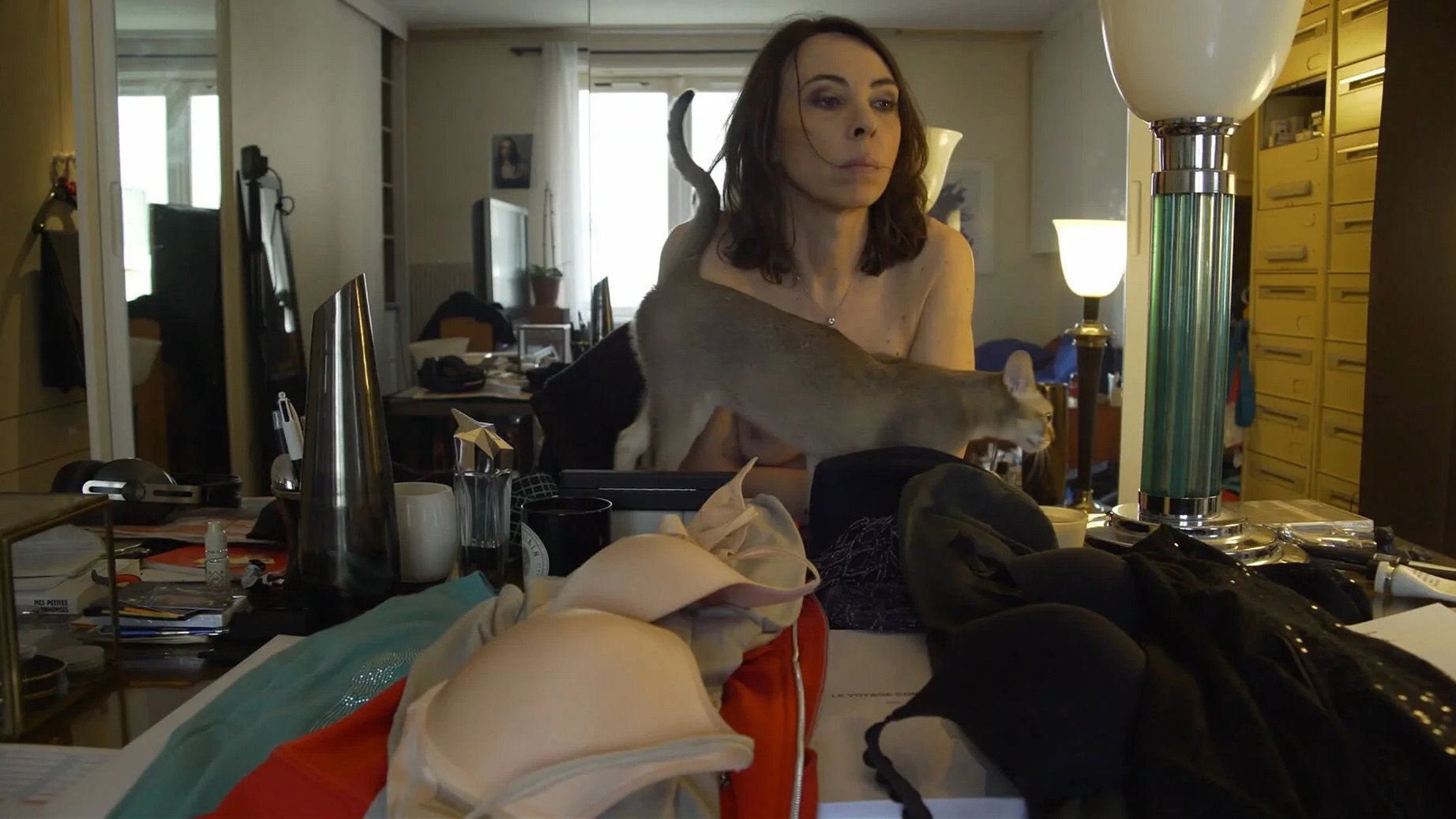 Ma Nudité Ne Sert à Rien