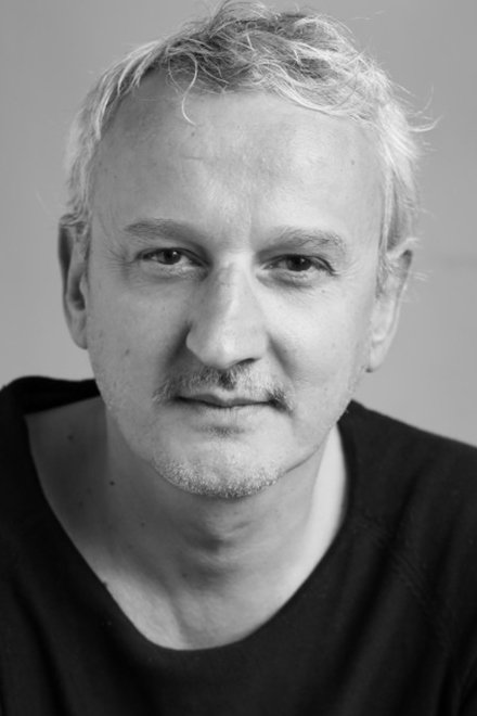 et billede af Nicolas Simon