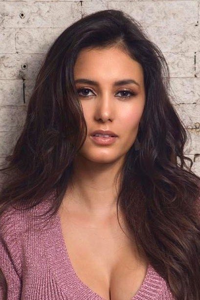 et billede af Bárbara Islas