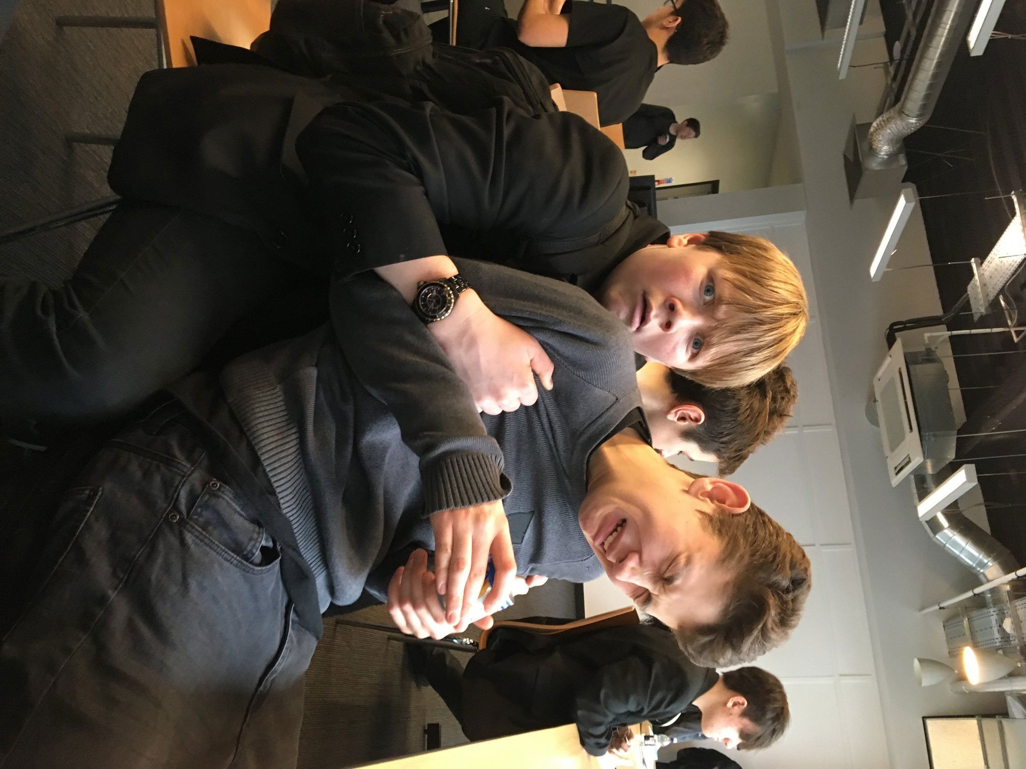 bee eye tea see aytch