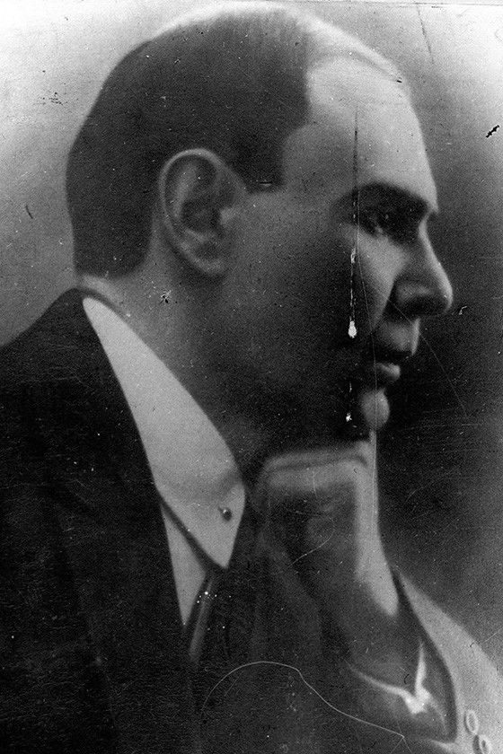 et billede af Abbas Mirza Sharifzadeh