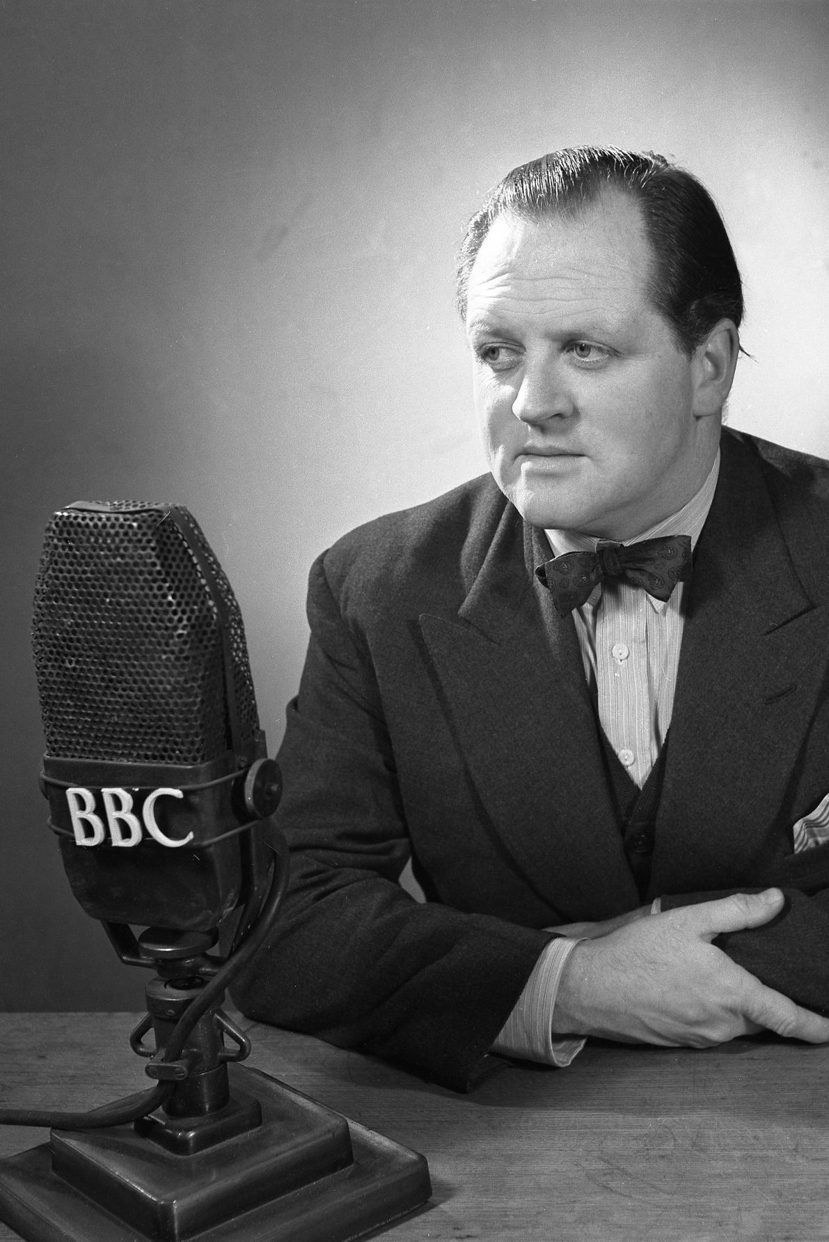 Richard Dimbleby's picture in the cast