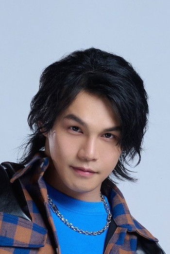 et billede af Sen Chen