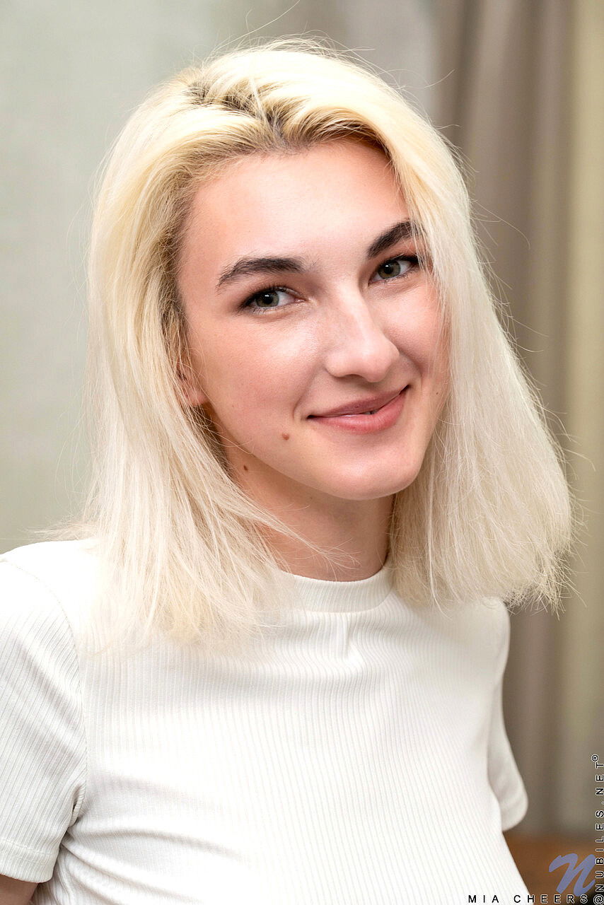 et billede af Mia Cheers